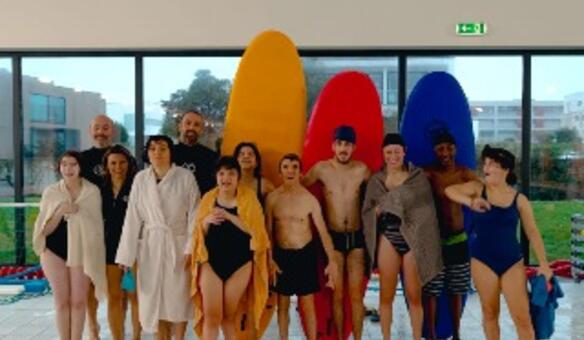 Utentes experimentam surf adaptado
