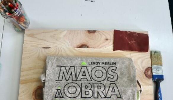 Leroy Merlin traz � ALADI workshop �Como criar texturas num quadro�