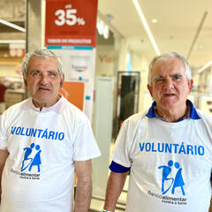 Galeria - Imagem 2 da Banco Alimentar: Utentes vestem a camisola de volunt�rios em nova campanha