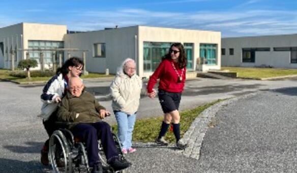 Escuteiros de Perafita auxiliam din�mica em Lar