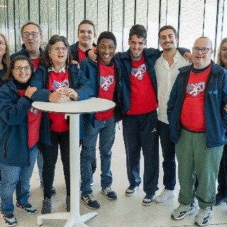 Imagem da Inclus�o e desporto adaptado em destaque no Terminal de Cruzeiros de Leix�es